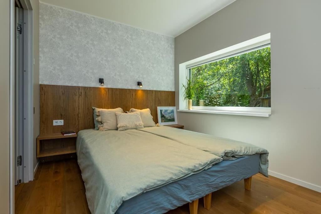 Modern Villa With Sauna & Hot Tub Hiiumaa Esterno foto